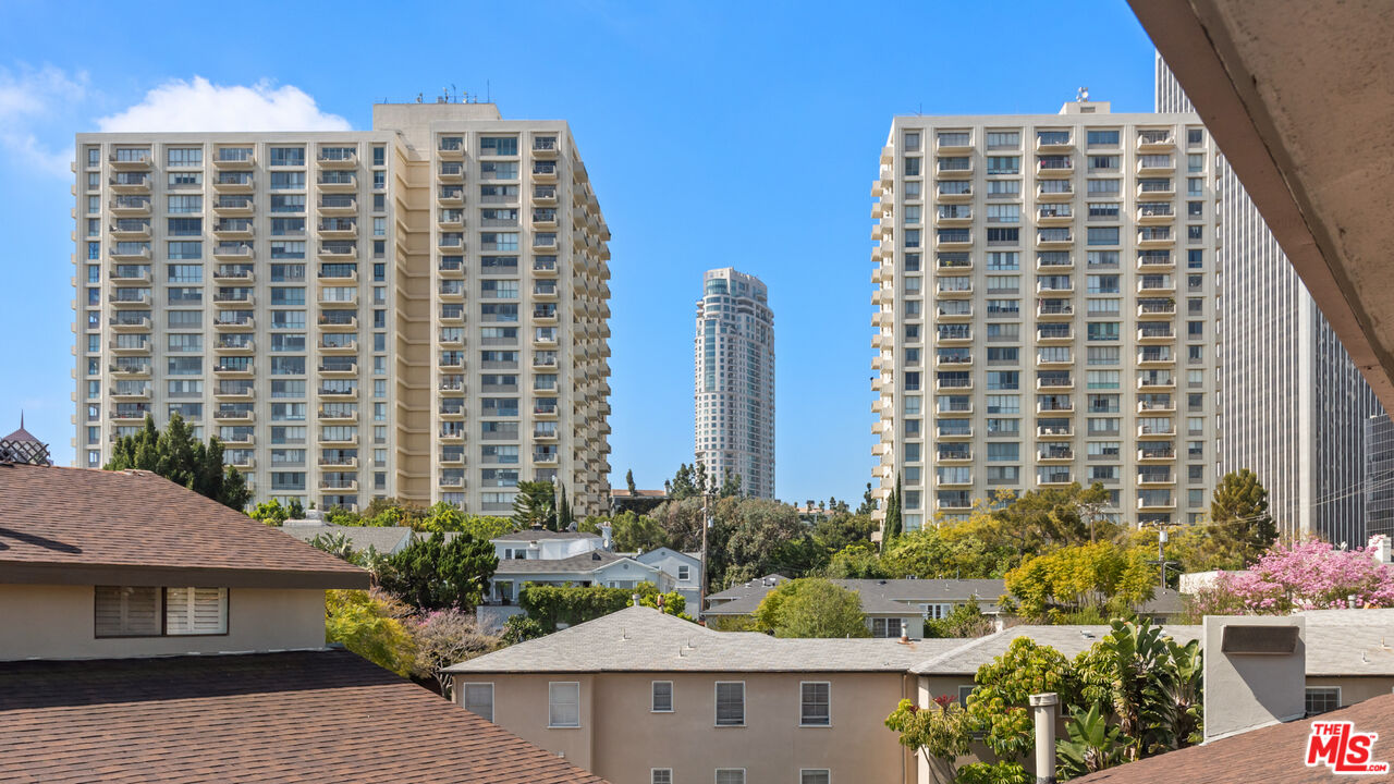 407 S Spalding Dr Unit: 5