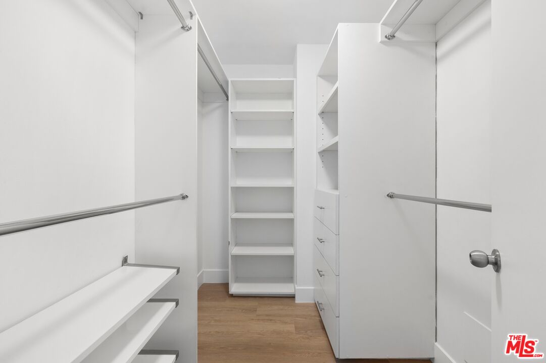 1100 Alta Loma Road Unit: C