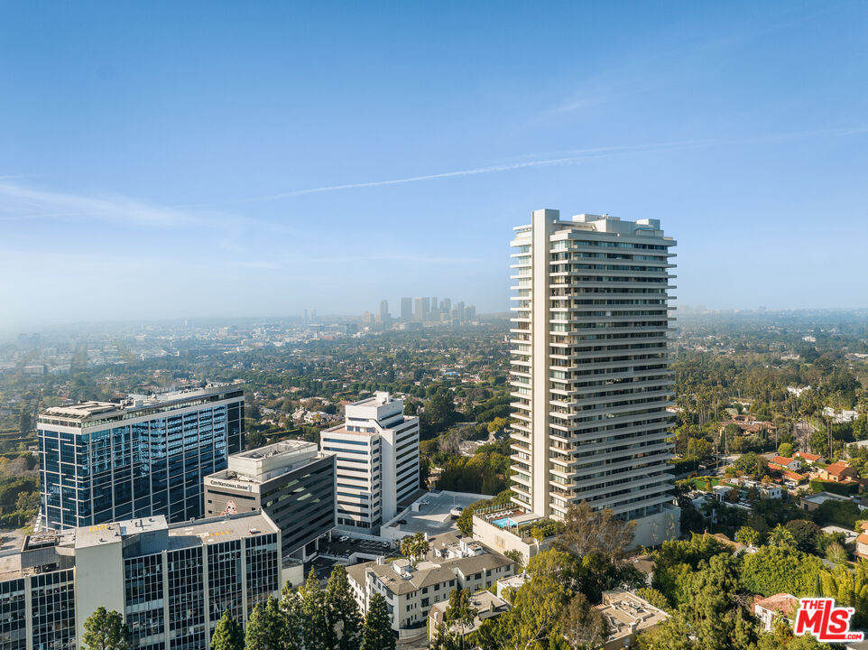 9255 Doheny Rd Unit: 1402