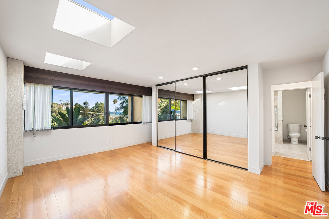 30020 Morning View Dr