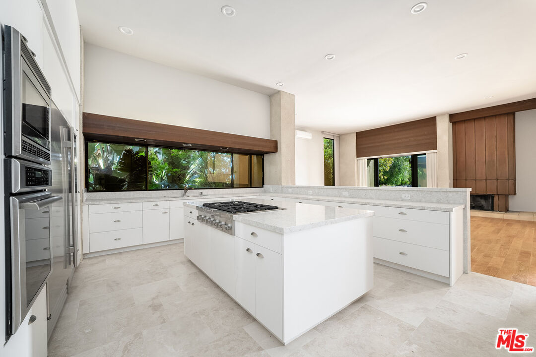 30020 Morning View Dr