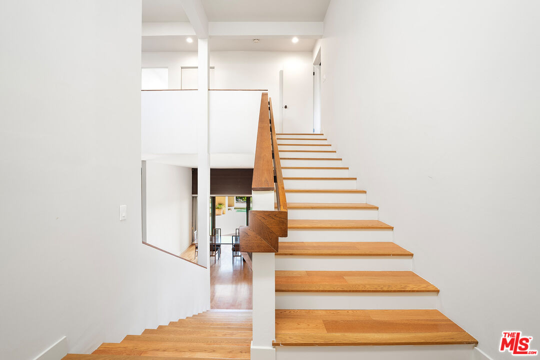 30020 Morning View Dr