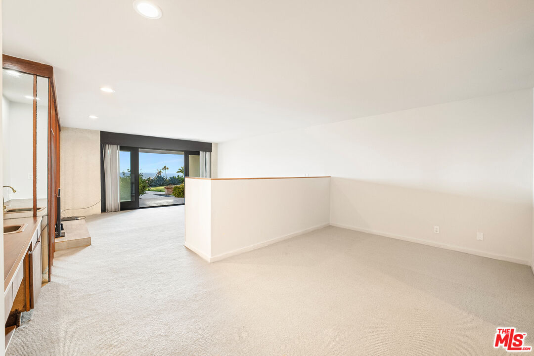 30020 Morning View Dr