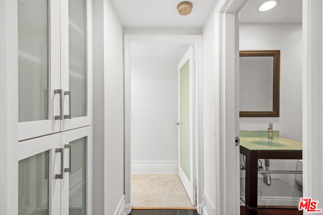 7250 Franklin Ave Unit: 815