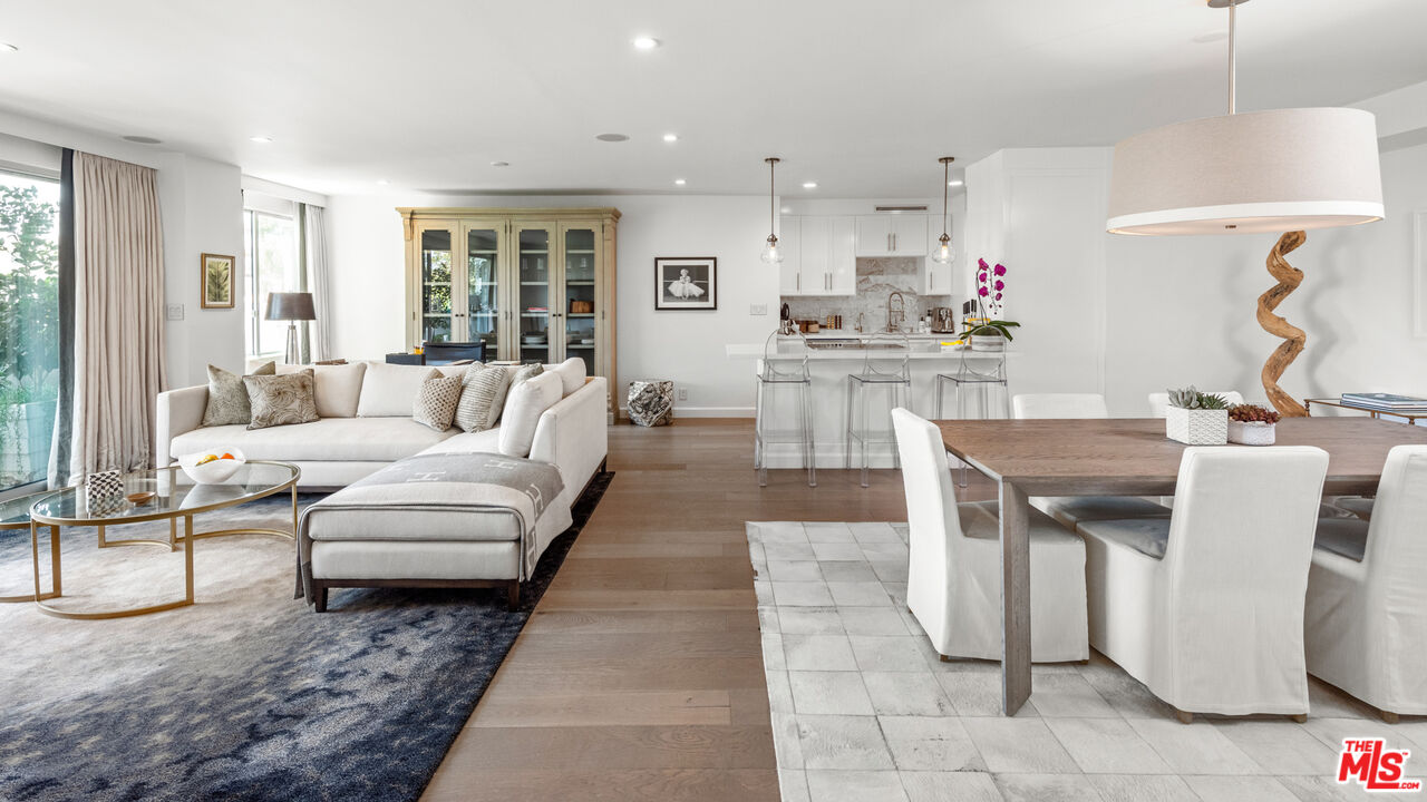 875 Comstock Ave Unit: 2C