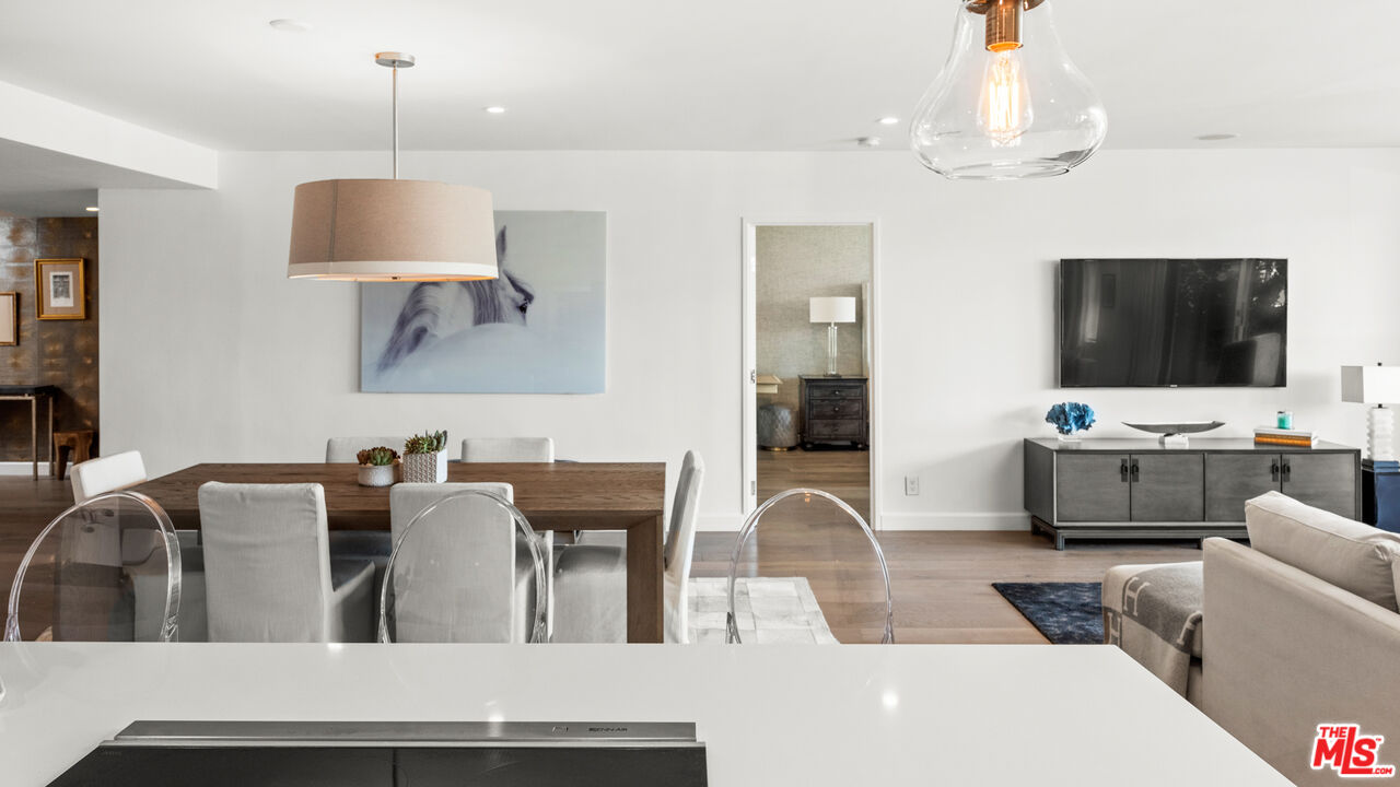 875 Comstock Ave Unit: 2C