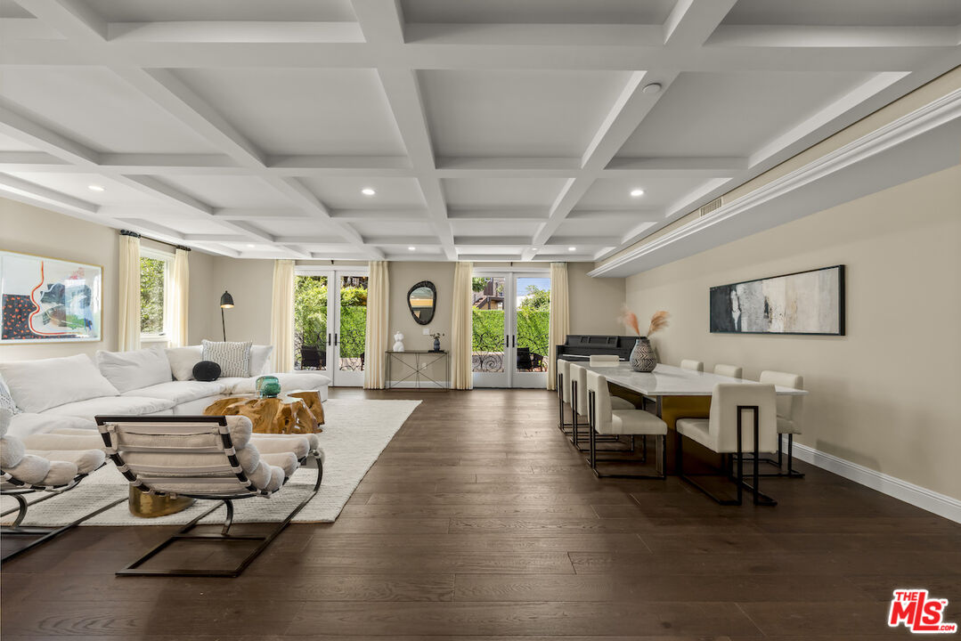 1825 Pandora Ave Unit: 303