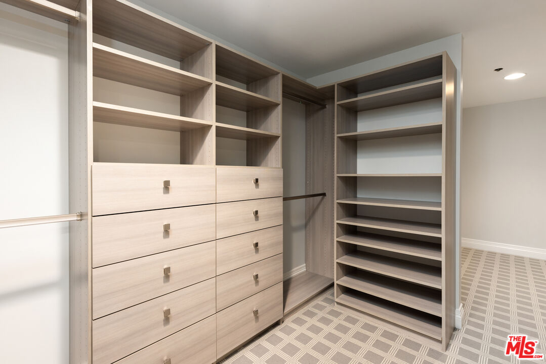 10520 Wilshire Blvd Unit: 706