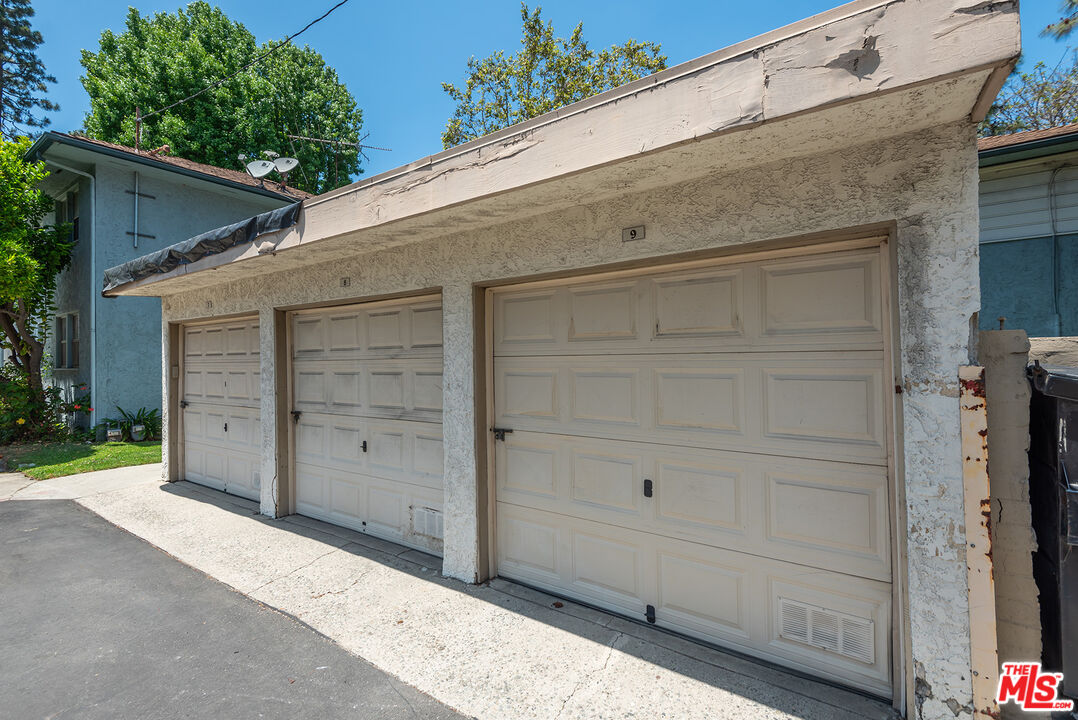 5802 Bowcroft St Unit: 3