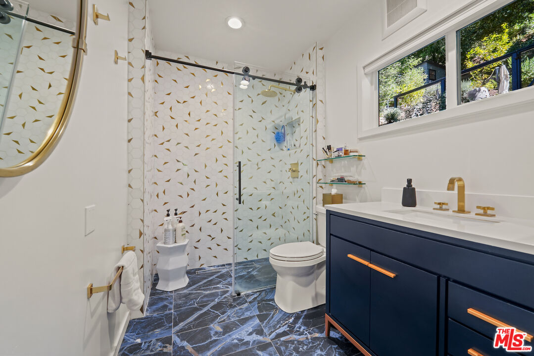 1145 Old Topanga Canyon Rd