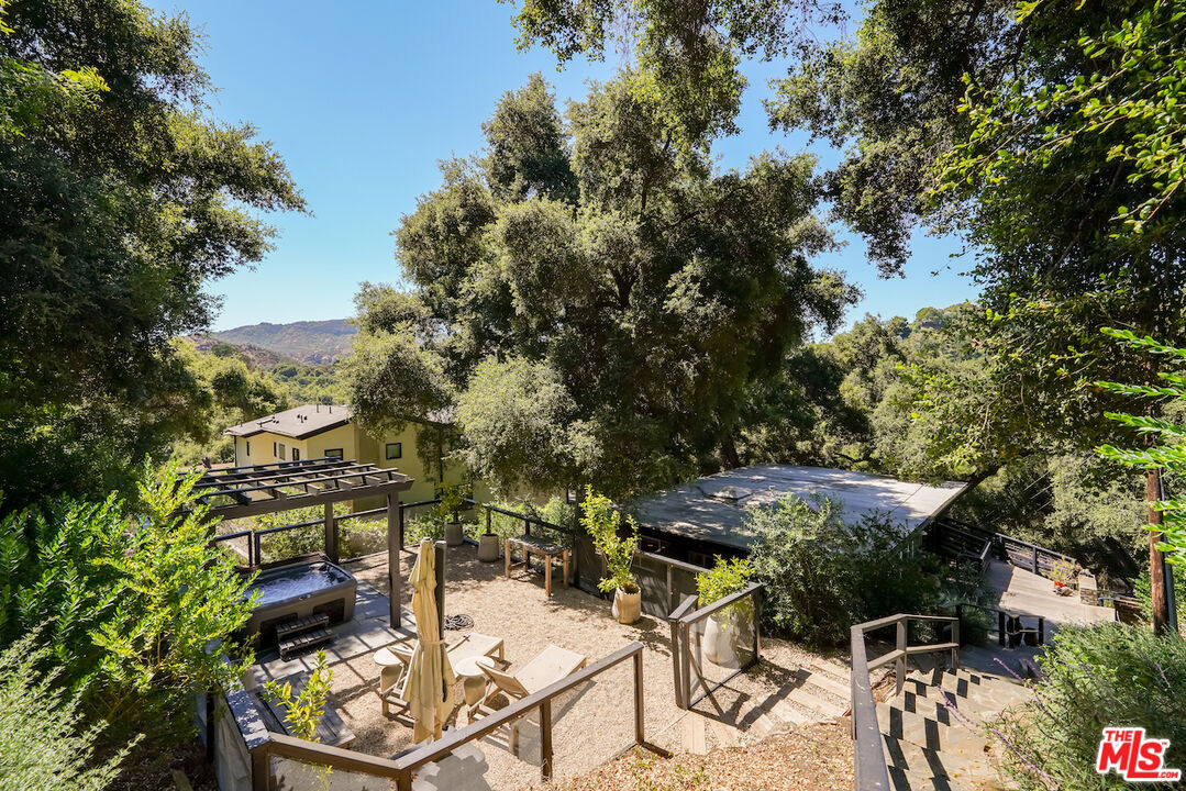 1145 Old Topanga Canyon Rd