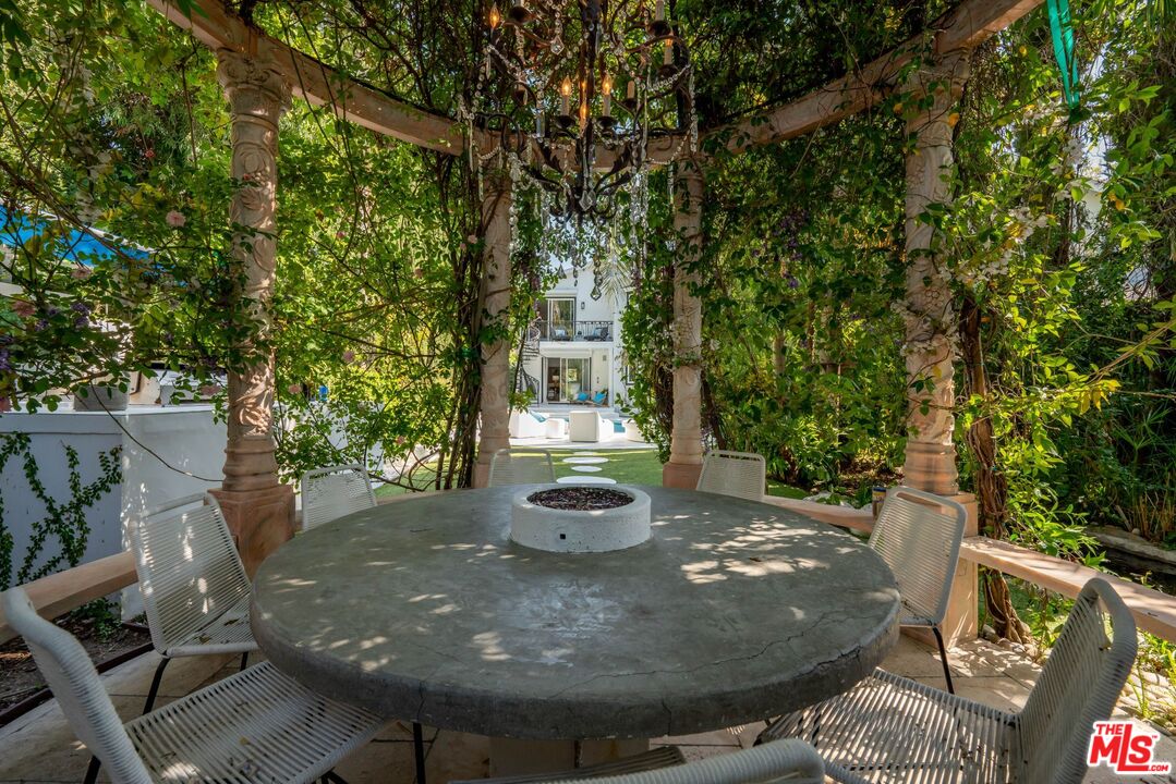 13915 Valley Vista Blvd