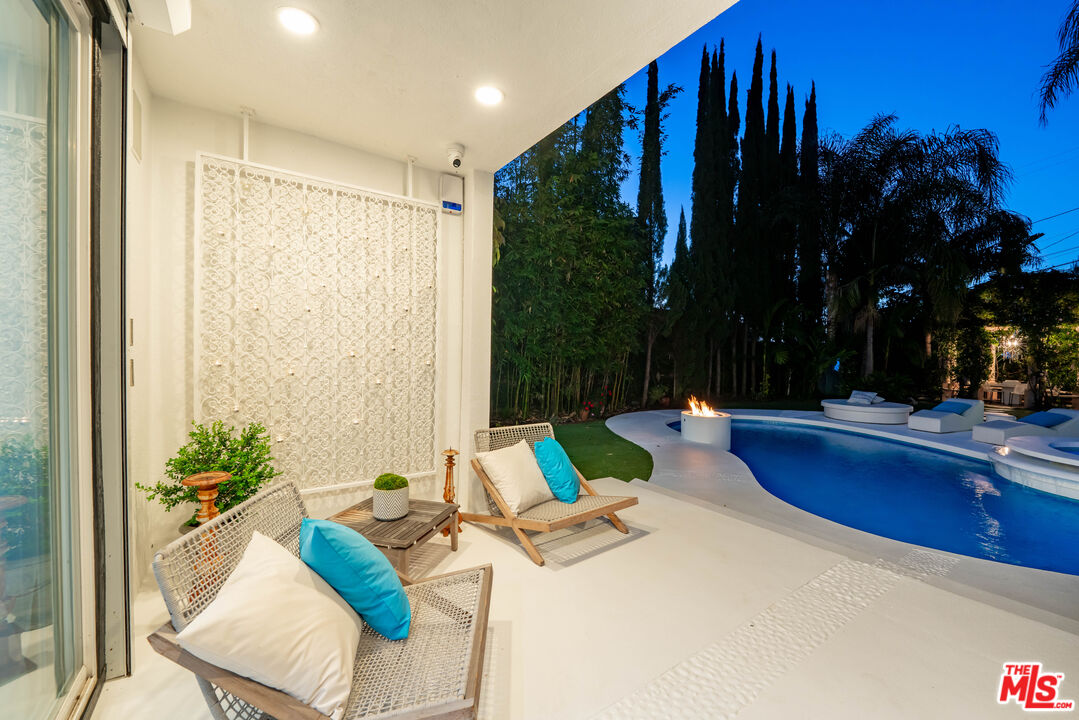 13915 Valley Vista Blvd