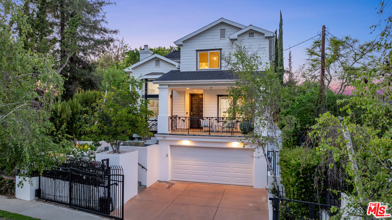 13915 Valley Vista Blvd