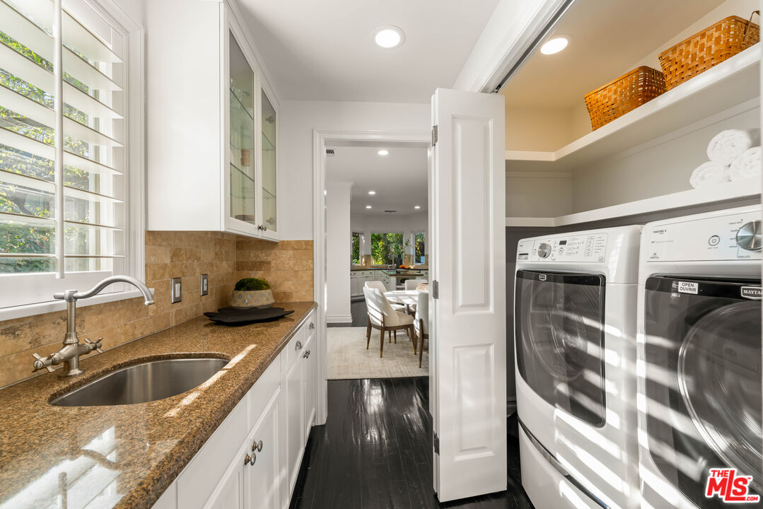 13915 Valley Vista Blvd