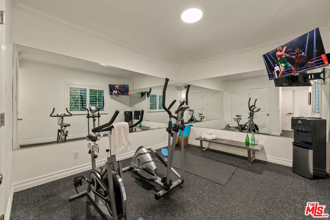 13915 Valley Vista Blvd