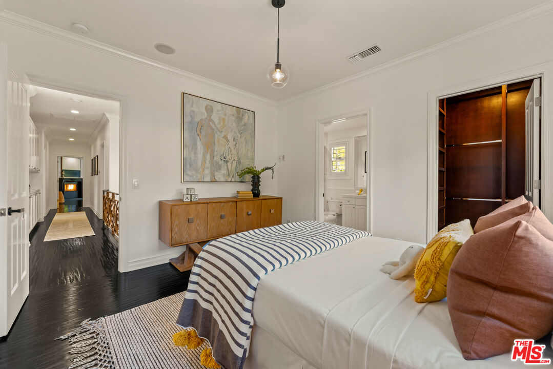 13915 Valley Vista Blvd