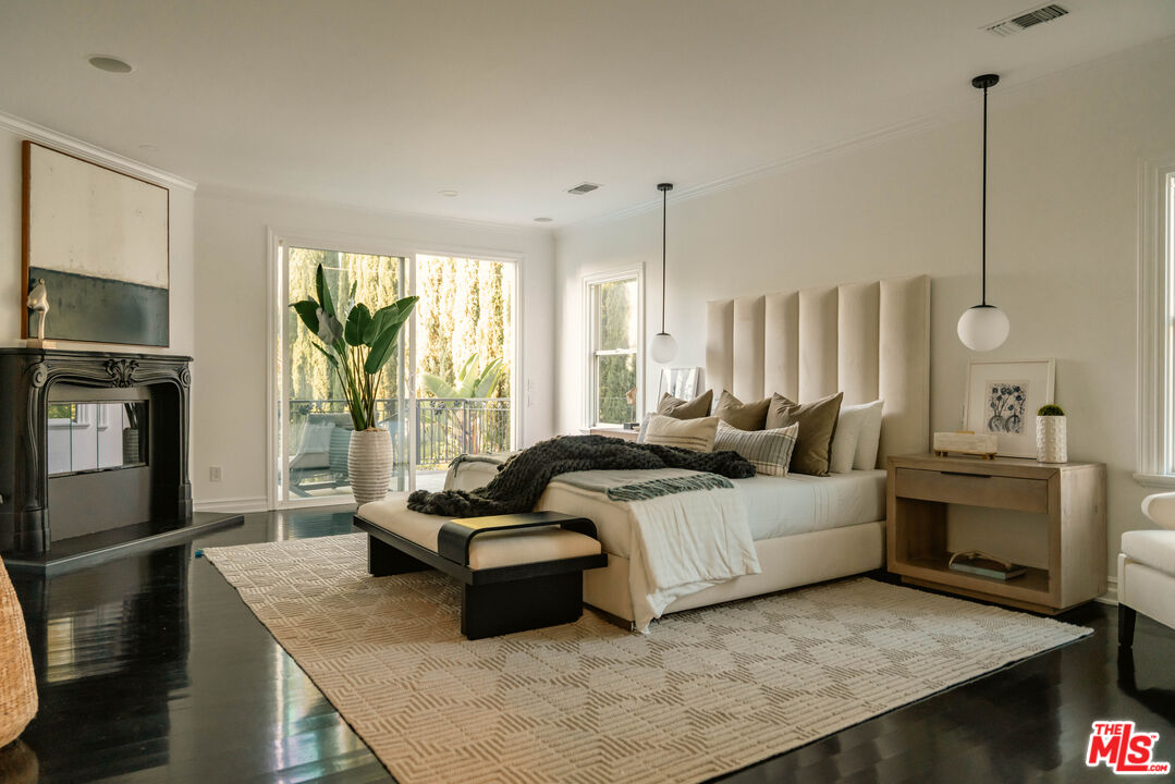 13915 Valley Vista Blvd