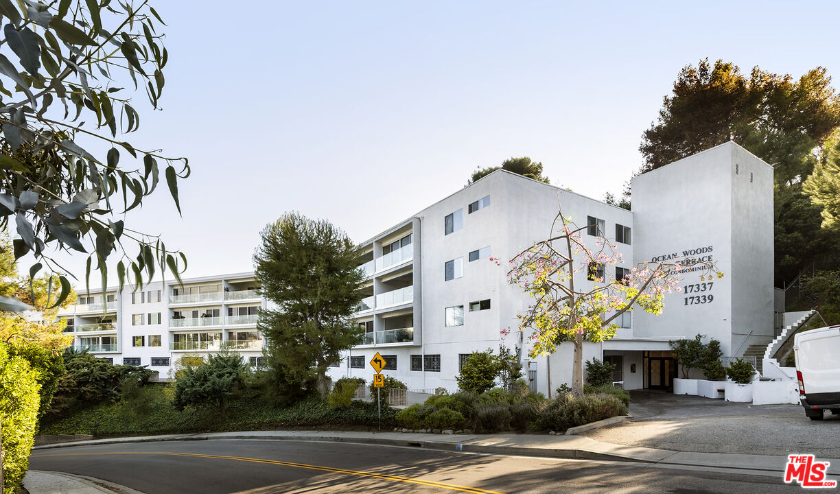 17337 Tramonto Dr Unit: 105