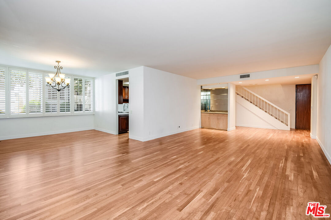 211 S Spalding Dr Unit: 107N