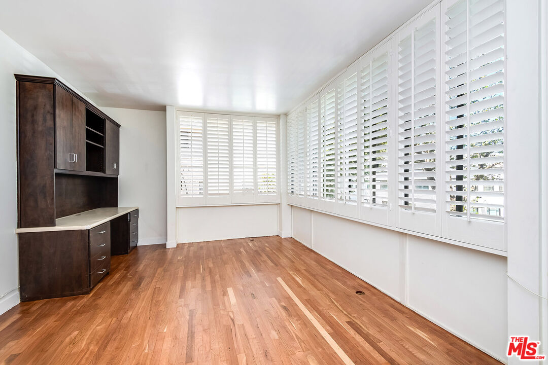 211 S Spalding Dr Unit: 107N