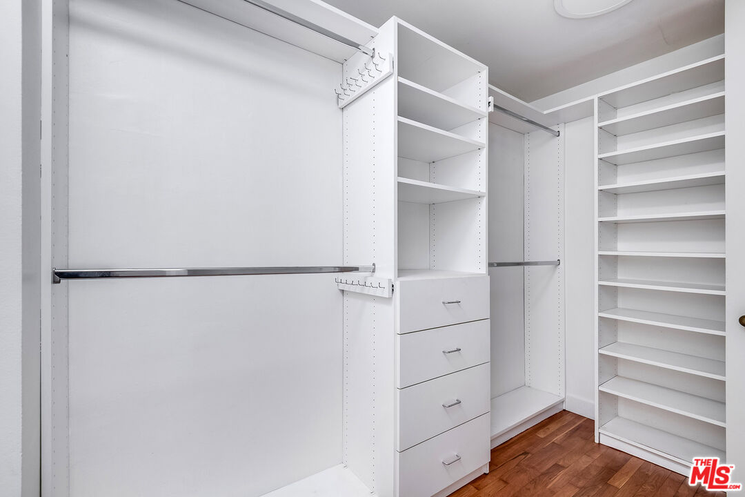 211 S Spalding Dr Unit: 107N