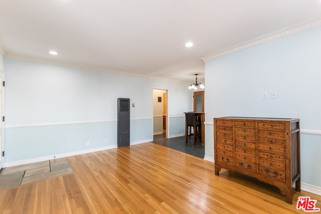 921 N Spaulding Ave Unit: 1