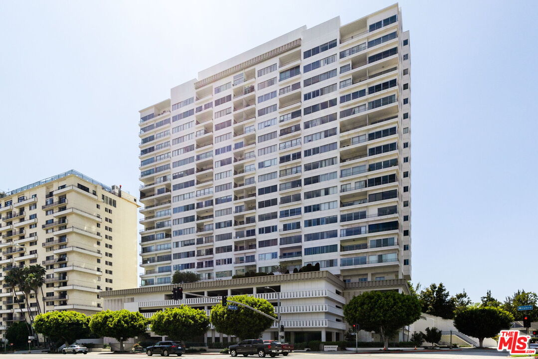 10501 Wilshire Blvd Unit: 917