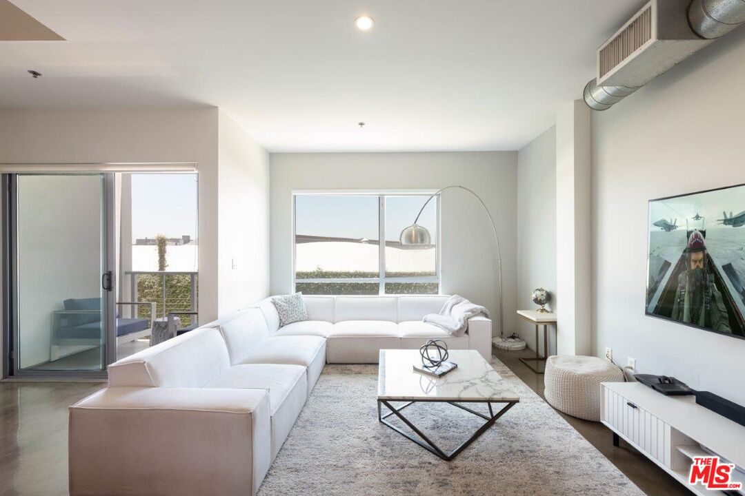 11500 Tennessee Ave Unit: 326