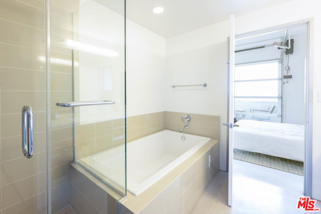 11500 Tennessee Ave Unit: 326