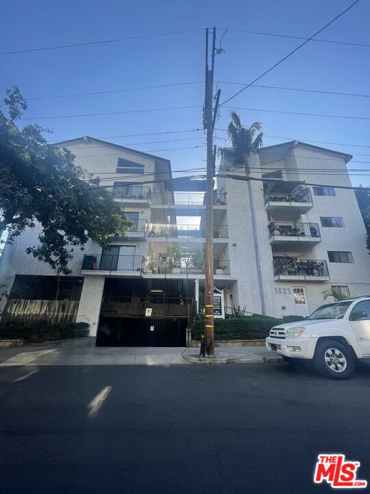 1531 N Detroit St Unit: 303