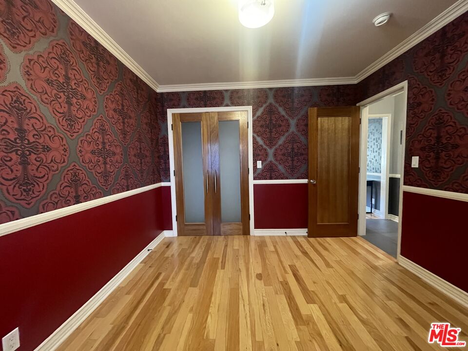 1122 N Formosa Ave Unit: 8