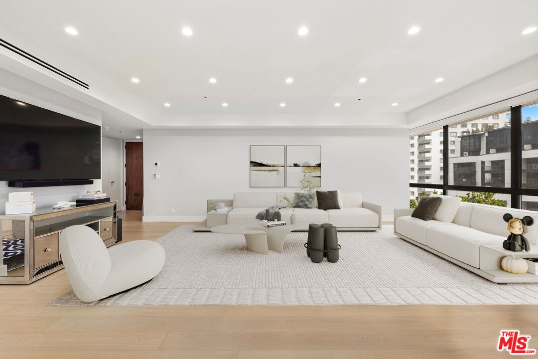 10750 Wilshire Blvd Unit: 303