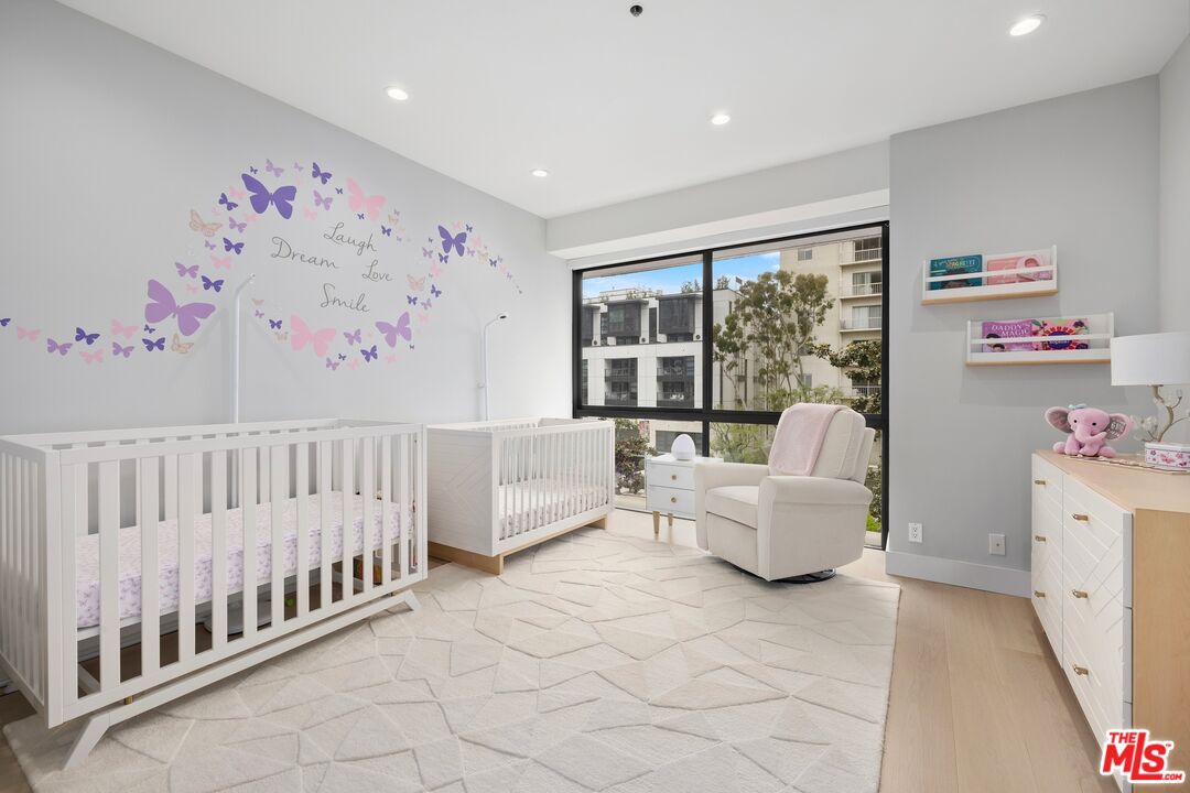 10750 Wilshire Blvd Unit: 303