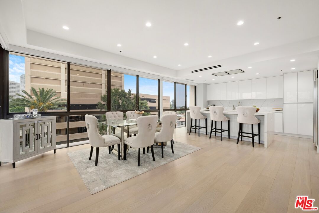 10750 Wilshire Blvd Unit: 303