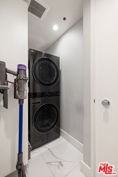 10750 Wilshire Blvd Unit: 303