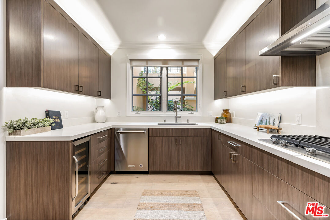 11500 SAN VICENTE Unit: 315