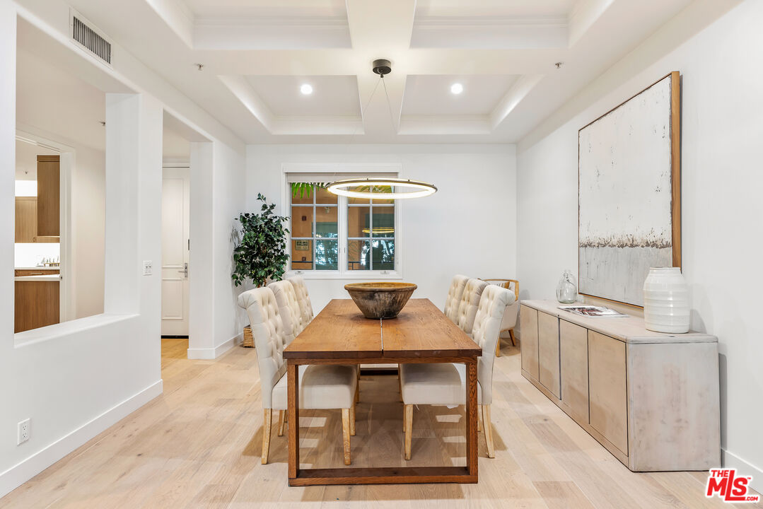 11500 SAN VICENTE Unit: 315