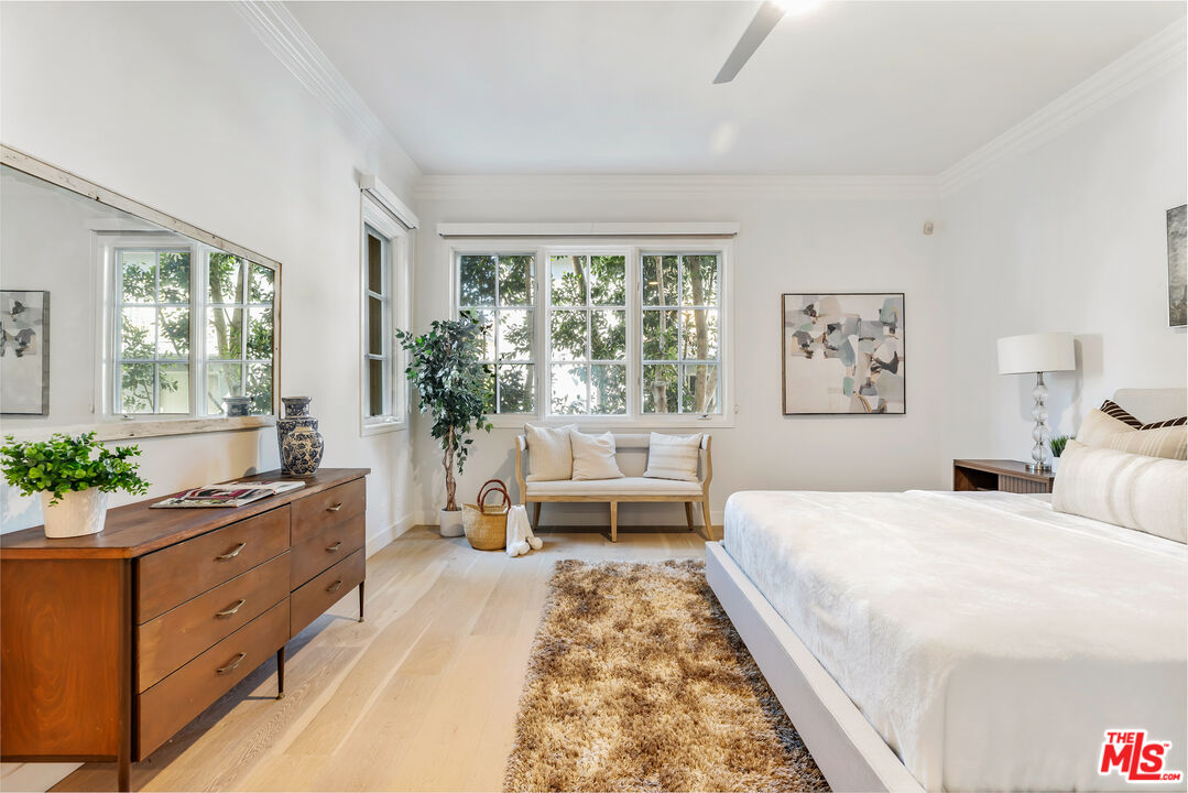 11500 SAN VICENTE Unit: 315