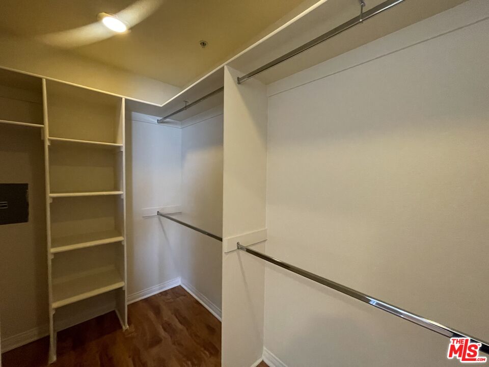 15024 Magnolia Blvd Unit: 104