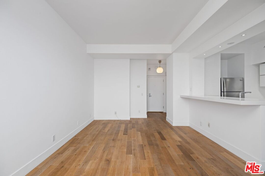 7250 Franklin Ave Unit: 511