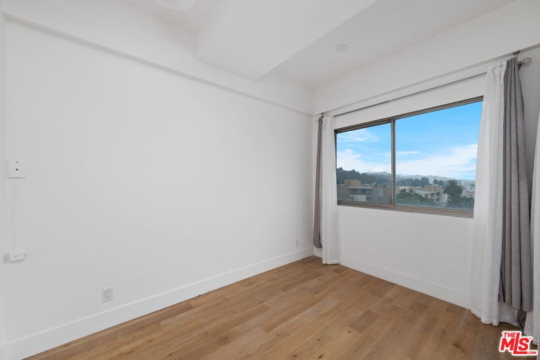 7250 Franklin Ave Unit: 511