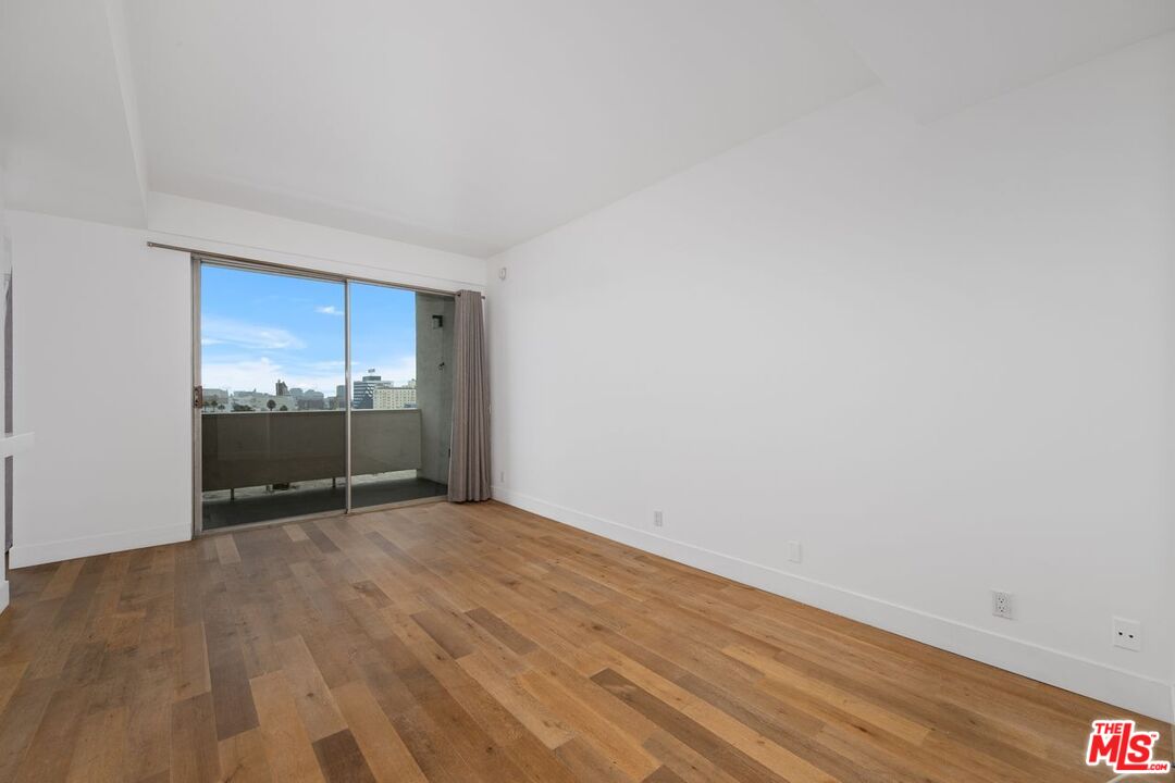 7250 Franklin Ave Unit: 511