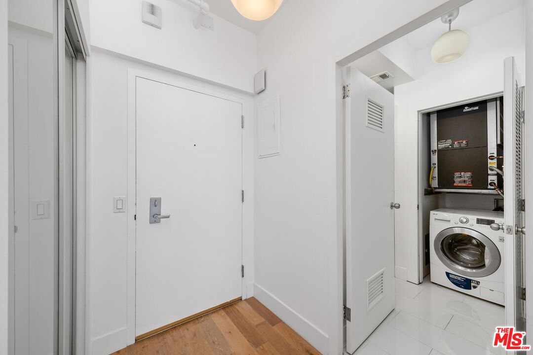 7250 Franklin Ave Unit: 511