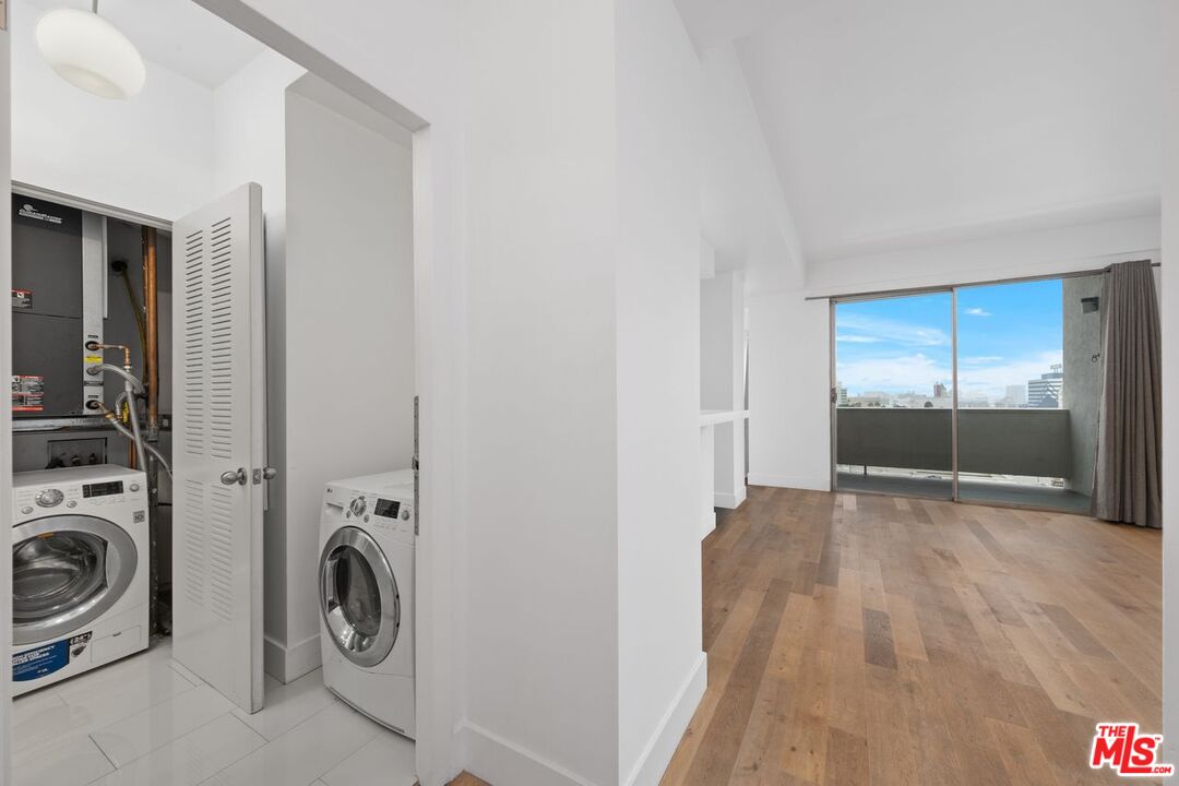 7250 Franklin Ave Unit: 511