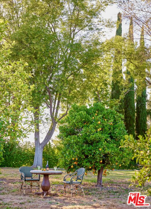 10999 Ojai Santa Paula Rd