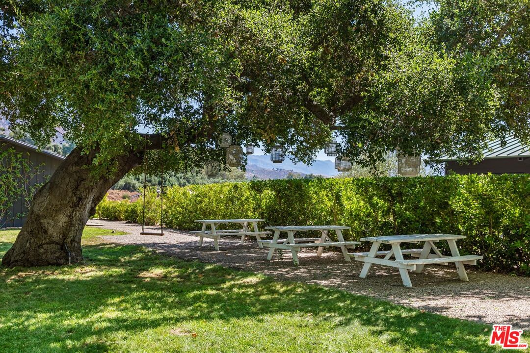 10999 Ojai Santa Paula Rd