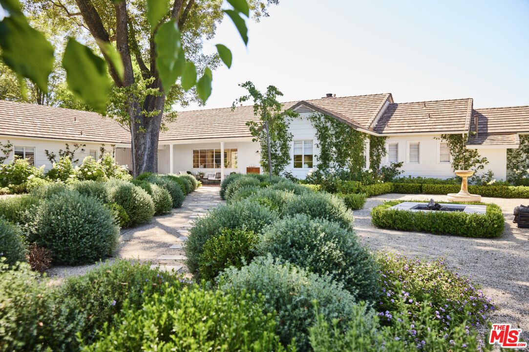 10999 Ojai Santa Paula Rd