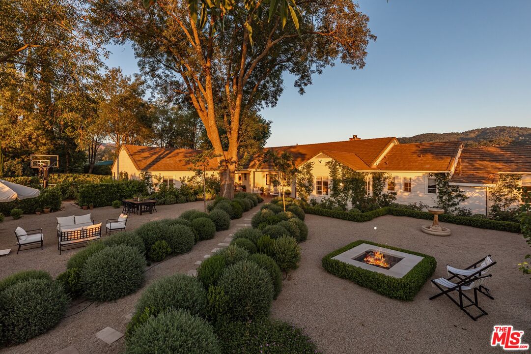 10999 Ojai Santa Paula Rd