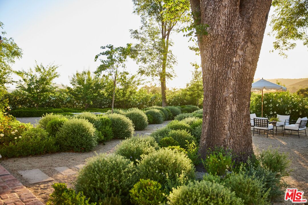 10999 Ojai Santa Paula Rd